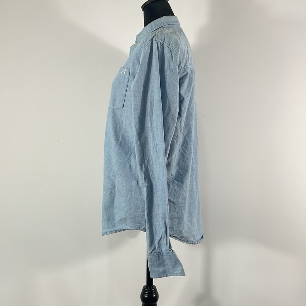 Small, Light Blue Dravus button up shirt with center & sleeve flower accents - Picture 2 of 8